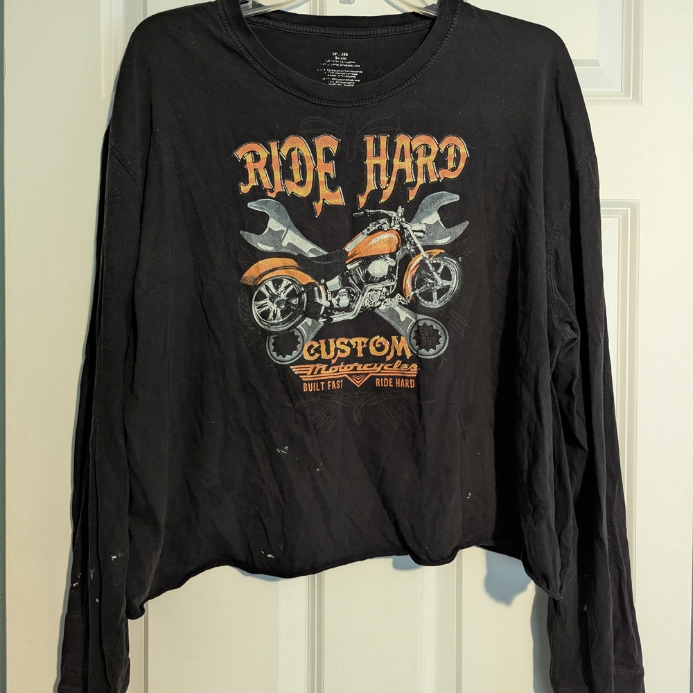 Ride Hard Harley-Davidson Motorcycle Distressed Graphic Long Sleeve Tee